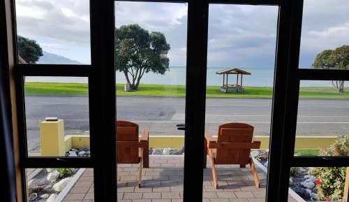 Two Bedroom Apartment with Ocean View