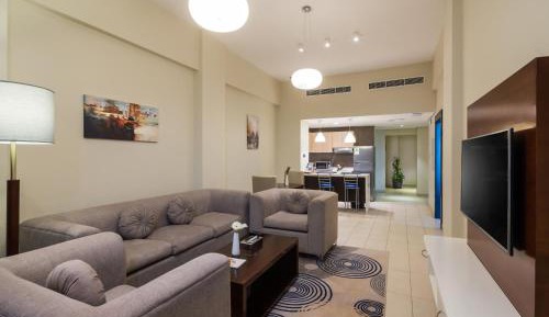 Superior Suite with City View