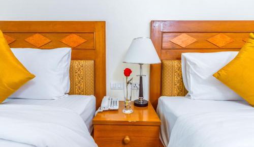 Standard Twin Room