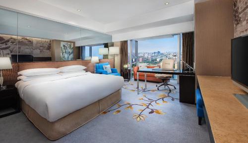 Standard King Room - Lounge Access/High Floor