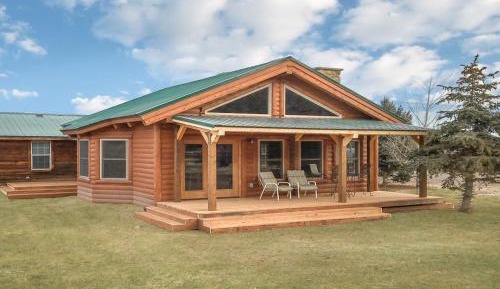 Three-Bedroom Holiday Home 