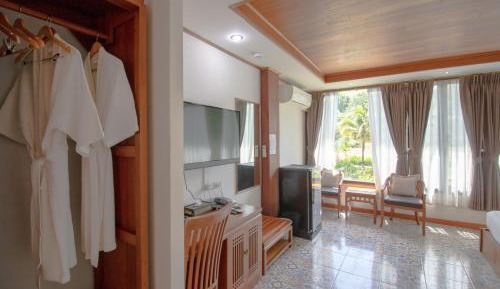 Twin Room with Mountain View