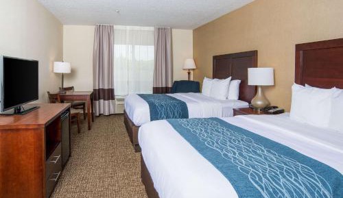 Queen Room with Two Queen Beds - Non-Smoking