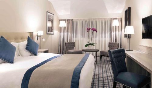 Classic Room with One Double Bed or Two Single Beds