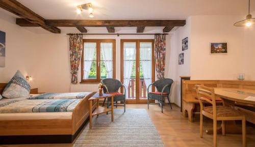 Superior One-Bedroom Apartment with Balcony
