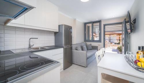 Studio Apartment