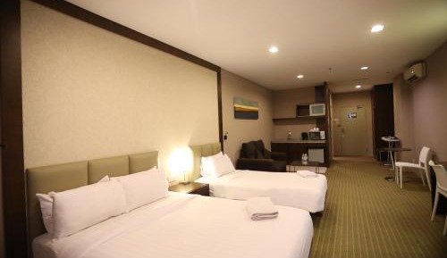 Deluxe Triple Room