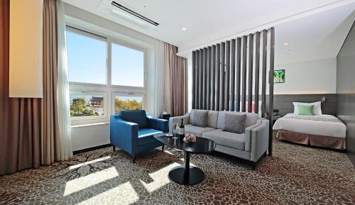 Suite with Sea View