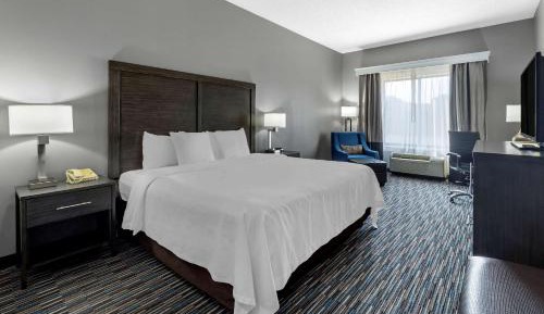 Standard King Room