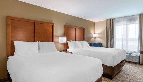 Standard Queen Room with Two Queen Beds - Non-Smoking