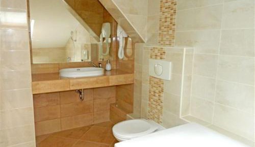 Economy Double or Twin Room