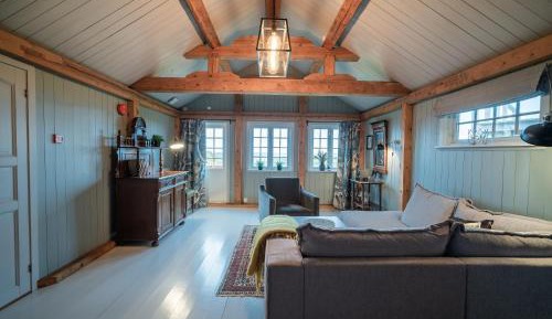 Deluxe Suite with Sea View