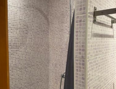 Studio ( 3 Adults)