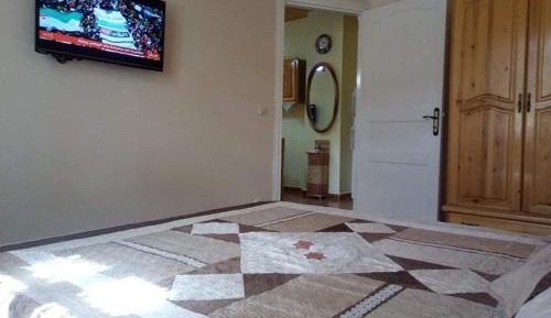 Deluxe Double Room with Side Sea View