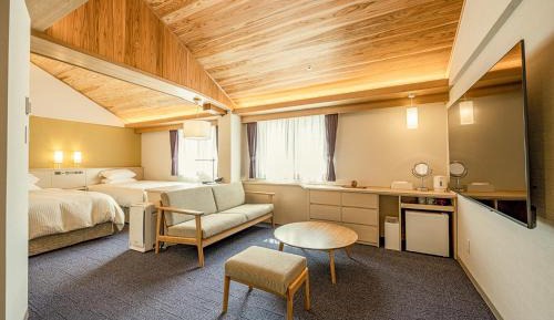 Deluxe Superior Twin Room