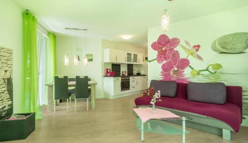 Superior One-Bedroom Apartment