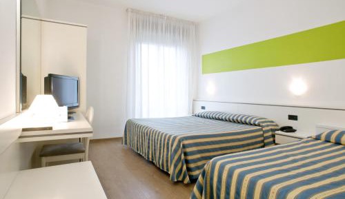 Basic Triple Room