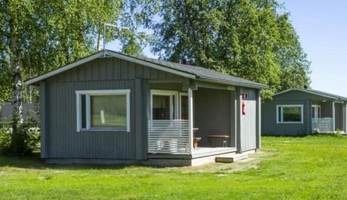 Economy studio with kitchenette