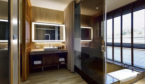 Japanese-Style Quadruple Room