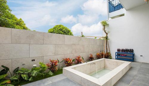 Quadruple Room with Private External Bathroom