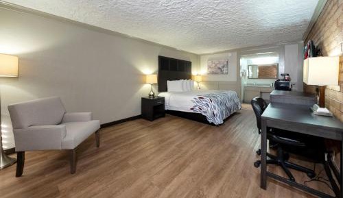 Superior King Room Disability Access Smoke Free