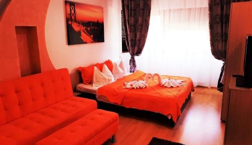 Studio Apartment (2 Adults)