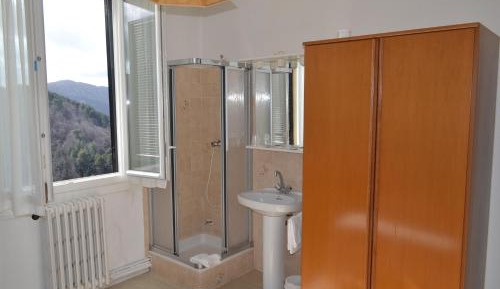 Economy Double Room with Shared Toilet