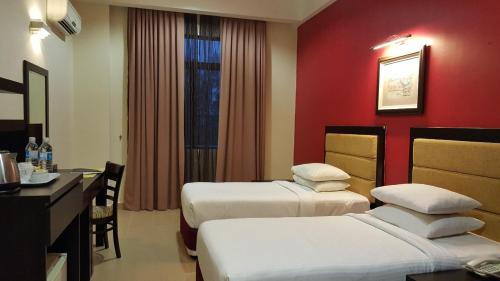 Superior Twin Room