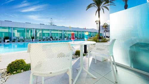 Double Room with Terrace