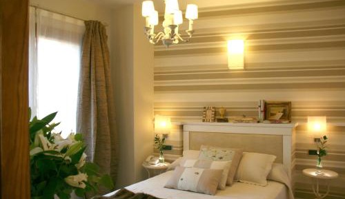 Small Double Room with Castle View