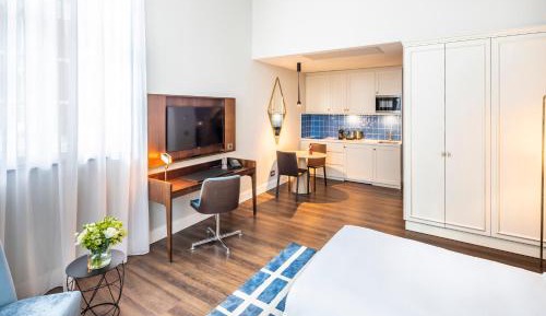 Twin Executive Suite