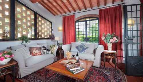 Two-Bedroom Apartment - Split Level (4 Adults)