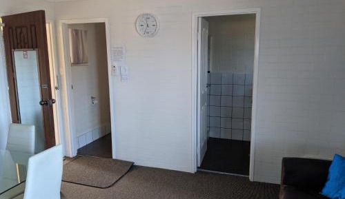 Family Room (5 Adults)