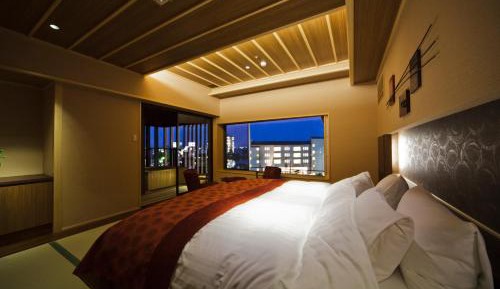 Deluxe Double Room with Open-Air Bath Only children 7 and up are allowed