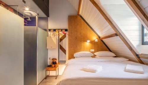 Epic room