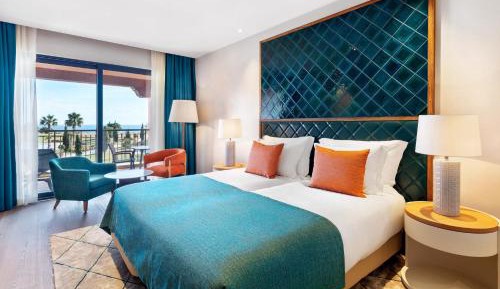 Double or Twin Room with Sea View