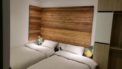 Double or Twin Room with Bathroom