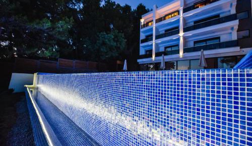 Deluxe Double Room with Balcony and Sea View