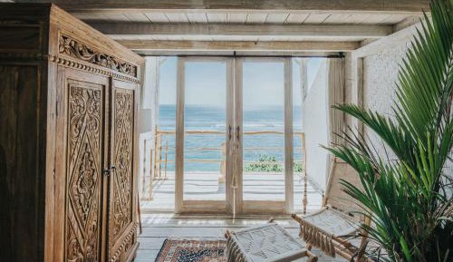 Queen Suite with Sea View