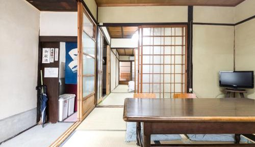 Japanese-Style Townhouse