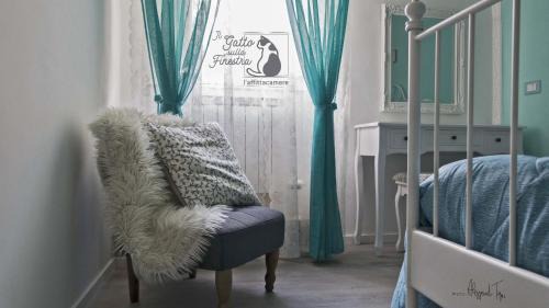 Standard Double Room with Shared Bathroom