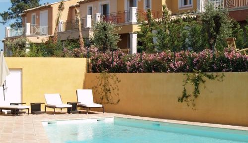 Two-Bedroom Villa - Poolside