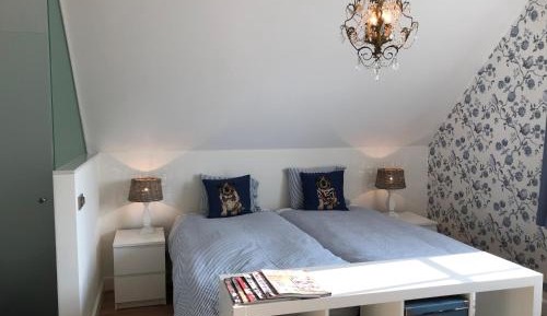 Twin Room with Bathroom