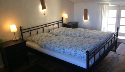 Standard Double Room with Shared Bathroom