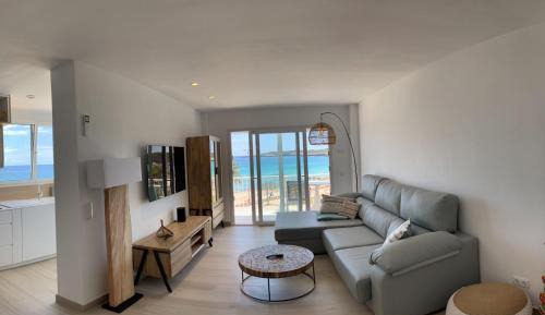 Deluxe Apartment with Sea View