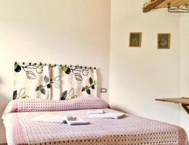 Quadruple Room with Private Bathroom