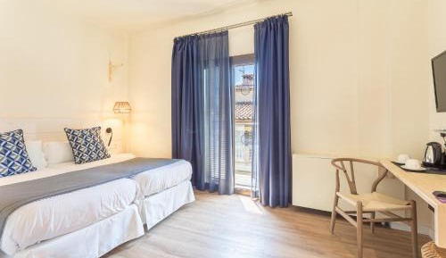 Suite 2 Adults + 2 children 