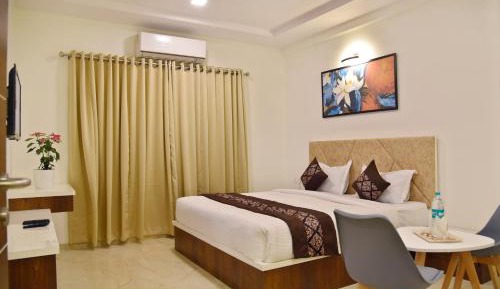 Deluxe King Room