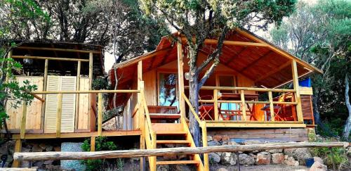Bungalow with Patio