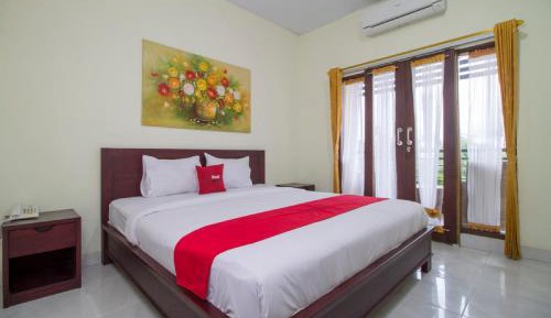 RedDoorz Double Room